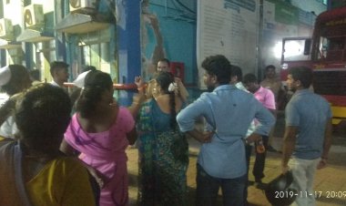 உசிலம்பட்டி அரசு தலைமை மருத்துவமனையில் தேனீக்கள் அச்சுறுத்தல்