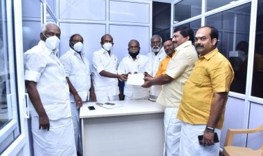 உசிலம்பட்டி அமமுக வேட்பாளராக இ.மகேந்திரன் விருப்ப மணு