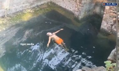 ரஜினியின் பிறந்த நாளை முன்னிட்டு கிணற்றில் மிதந்து யோகாசனம் செய்த நபர்